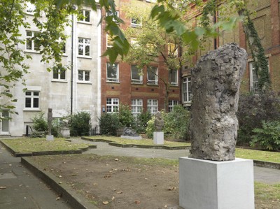 Hauser & Wirth Outdoor Sculpture, London, England, UK